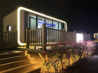 Maison-capsule Apple de luxe à une chambre, cabane préfabriquée pour le glamping en station balnéaire, chambre d'hôtel dans une zone panoramique avec salle de bain et fenêtre panoramique