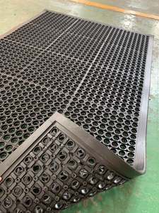 천공된 피로 방지 오일 방지 고무 매트 중공 배수 주방 허니콤 작업장 바닥 롤 매트 구멍 포함 - Product Image 6