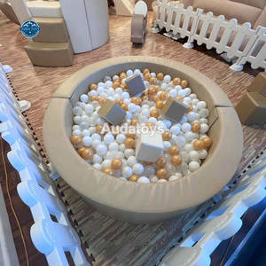 Équipement de jeu souple mobile AUDATOYS marron de 4 à 5 mètres pour locations de fêtes d'enfants en intérieur, capacité de 500 kg - Product Image 5