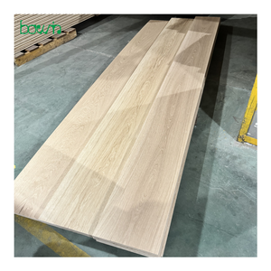 <span class=keywords><strong>Parquet</strong></span> en chêne européen <span class=keywords><strong>massif</strong></span> multi-couches brossé, qualité AB, largeur 300 mm, non fini - Product Image 3
