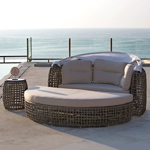 Luxury Waterproof Outdoor Garden Furniture Durable Rope Weaved Sun Lounger for Villa Pool Beach & Courtyard-Beach <b>Sunbeds</b> - Product Image 5