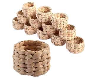 Anneaux de serviette en jacinthe d'eau naturelle tissés à la main, écologiques, pour la décoration de table de fête - Product Image 1