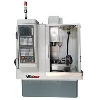 Centre d'usinage vertical CNC XH7121 / Machine de fraisage CNC à rail de guidage linéaire pour le métal