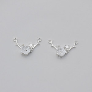 Colgante de flor de cerezo en forma de flor, chapado en aleación de zinc, para la fabricación de pulseras GJ167 - Product Image 1