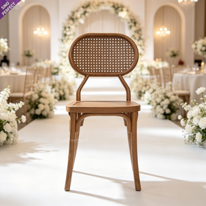 Chaise en résine plastique à dossier en rotin tressé, design moderne, couleur bois, forme goutte d'eau, dossier croisé en X, pour jardin, mariage, fête - Product Image 2