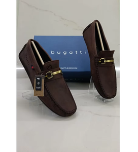 Mocassins en cuir traditionnels pour hommes, design léger, respirants, semelle souple et amortie, style festif pour toutes les saisons - Product Image 1