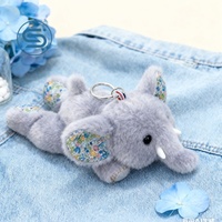 Lot en gros de petits jouets porte-clés en peluche, mini-animaux mignons pour les sacs cadeaux, les prix de carnaval et la revente au détail