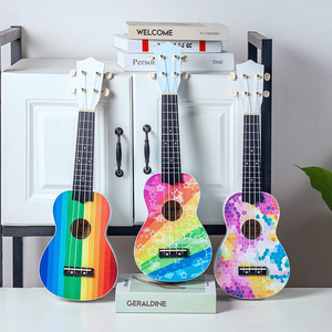 Ukulélé de 21 pouces avec des images colorées <span class=keywords><strong>d</strong></span>'instruments de musique un petit ukulélé de <span class=keywords><strong>guitare</strong></span> arc-en-ciel - Product Image 2