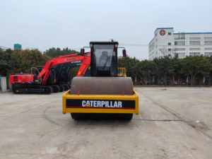 Compacteur routier d'occasion CAT 683E à vendre - Product Image 4