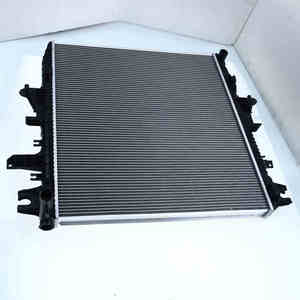 หม้อน้ำรถยนต์นิสสัน อาร์มาดา ปี 2017-2018 อินฟินิตี้ QX80 QX56 5.6 ลิตร รุ่นชิ้นเดียว หมายเลขอะไหล่ 13595 |   214101LA0A |   IN3010210 พลาสติกมือสอง - Product Image 1