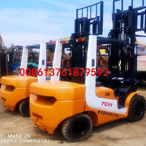 Chariot élévateur diesel à combustion interne d'occasion Japan TCM FD30 avec une hauteur de levage de 3 m pour travaux de construction - Product Image 2