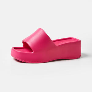 Sandales compensées à plate-forme à la mode pour femmes tongs confortables pour vêtements de plein air Style de chaussures de <span class=keywords><strong>basket</strong></span>-ball légères - Product Image 5