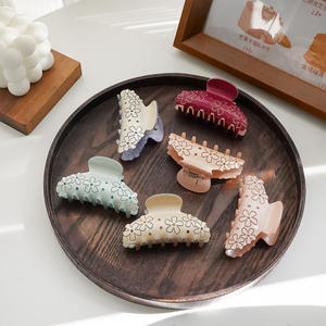 CANYUAN benzersiz tasarım 7.5cm Hollow çiçek asetat saç pençeleri kişiselleştirilmiş özel bayanlar çiçek pençe klip toptan - Product Image 1