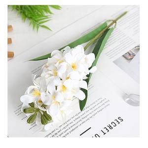 للبيع بالجملة زهرة صفير صناعية عالية الجودة مصنوعة يدويًا لمسة حقيقية حرير صفير لتزيين الزفاف - Product Image 3