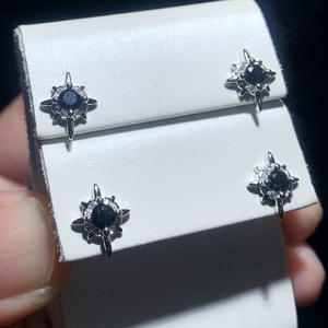 Nuevo Hip Hop hombres niño joyería de moda <span class=keywords><strong>Micro</strong></span> Pave 5A CZ Sparking Star Stud pendiente negro blanco Mini círculo cuadrado oreja Stud - Product Image 2