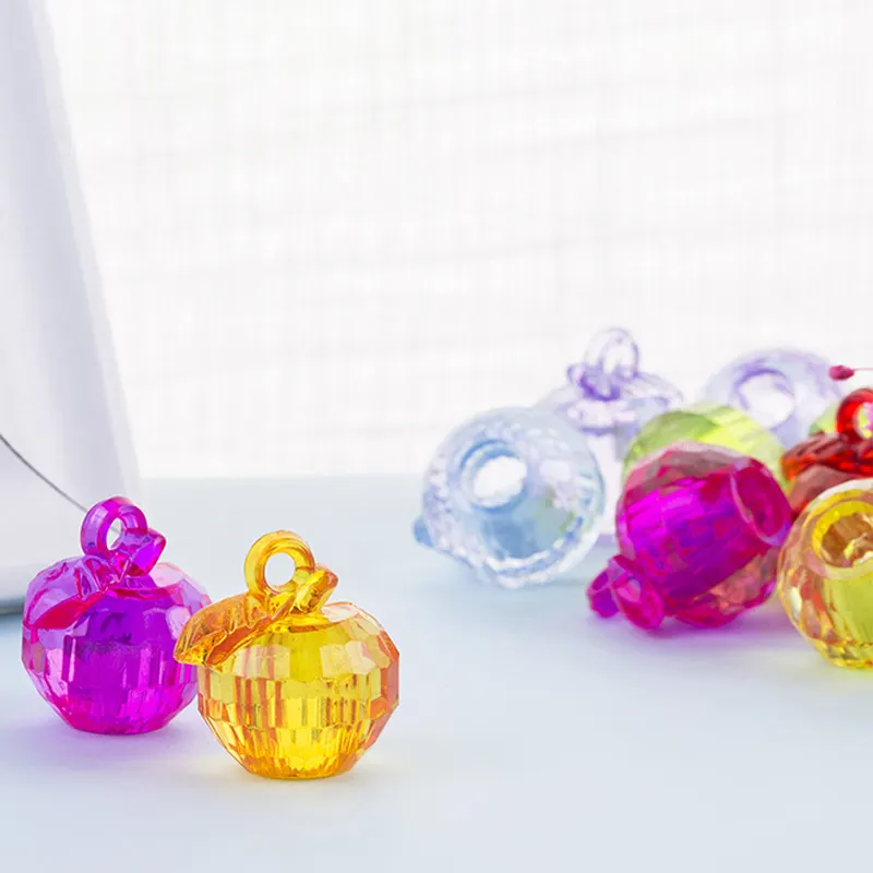 Hongzhi Transparent Loose Acrylic Apple Beads Gems Pendant Cartoon Plastic Fruit Beads For Baby Shower Birthday Party Toy