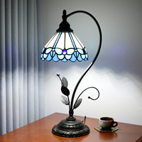 Lampu Meja Kaca Patri Motif Bunga Kupu-kupu Biru Lampu Modern 8 Inci Alas Logam Berbentuk Daun Lampu Baca untuk Kamar Tidur Ruang Tamu Meja Belajar
