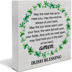 Decoración Rústica con la Bendición Irlandesa para el Día de San Patricio - Product Image 1
