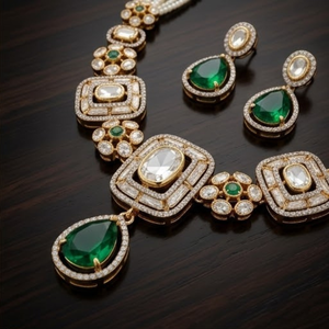 Parure de bijoux de mariée de luxe en argent 925 avec émeraudes et perles, collier et boucles d'oreilles élégantes pour femme - Product Image 3