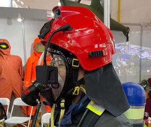 Casco de combate de bombero 4G, cámara de imagen térmica IR a prueba de fuego ABS, alerta SOS con software de comando VMS - Product Image 3