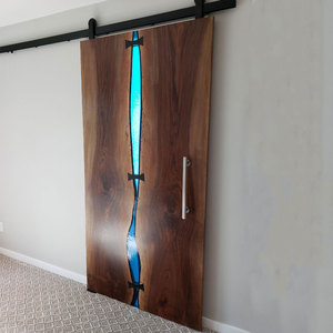 <span class=keywords><strong>Puertas</strong></span> Corredizas de Madera Maciza con Borde Natural y Resina Epoxi, Hechas a Medida, Decoración de Lujo para Villas - Product Image 4
