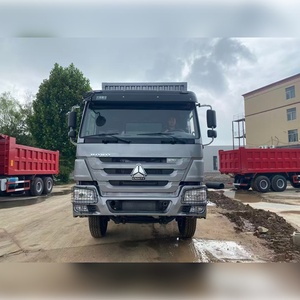 Camión de Carga Usado Sinotruk HOWO 6x4 371HP con Puerta Lateral, Carrocería Cerrada, Camión de Transporte Comercial de Servicio Pesado de <span class=keywords><strong>Segunda</strong></span> <span class=keywords><strong>Mano</strong></span> - Product Image 2