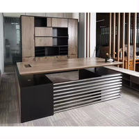 Chef de direction moderne et intelligent, bureau debout de luxe, bureau de direction à hauteur réglable, bureau électrique