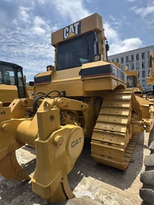 Se vende excavadora Caterpillar D7R/D8R de 220HP con capacidad de bulldozing de 2.4m, con motor importado y bomba hidráulica. - Product Image 2