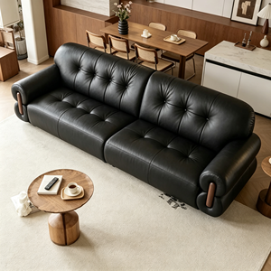 Sofá Chesterfield Moderno de Cuero Genuino Negro con Diseño Acolchado, Brazos Enrollados y Patas de Madera para Sala de Estar - Product Image 2