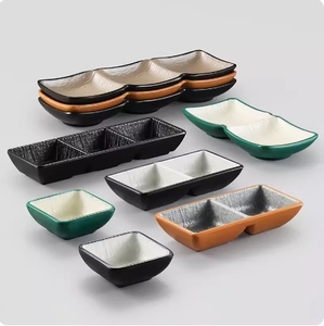 Bols <span class=keywords><strong>à</strong></span> tremper en mélamine pour sauce soja sushi <span class=keywords><strong>à</strong></span> deux compartiments Plateaux de fête <span class=keywords><strong>à</strong></span> deux compartiments <span class=keywords><strong>Assiettes</strong></span> <span class=keywords><strong>à</strong></span> <span class=keywords><strong>fondue</strong></span> divisées pour la cuisine du restaurant - Product Image 4