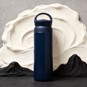 Bouteille d'<span class=keywords><strong>eau</strong></span> en métal ultra-légère avec poignée ergonomique, bouteille isotherme mince de 500 ml pour la randonnée urbaine - Product Image 3