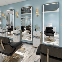 Miroir de barbier de luxe moderne et léger Lumière LED Meilleur prix Vente en gros Accessoires de barbier pour salon de coiffure Mobilier portable pour centre commercial