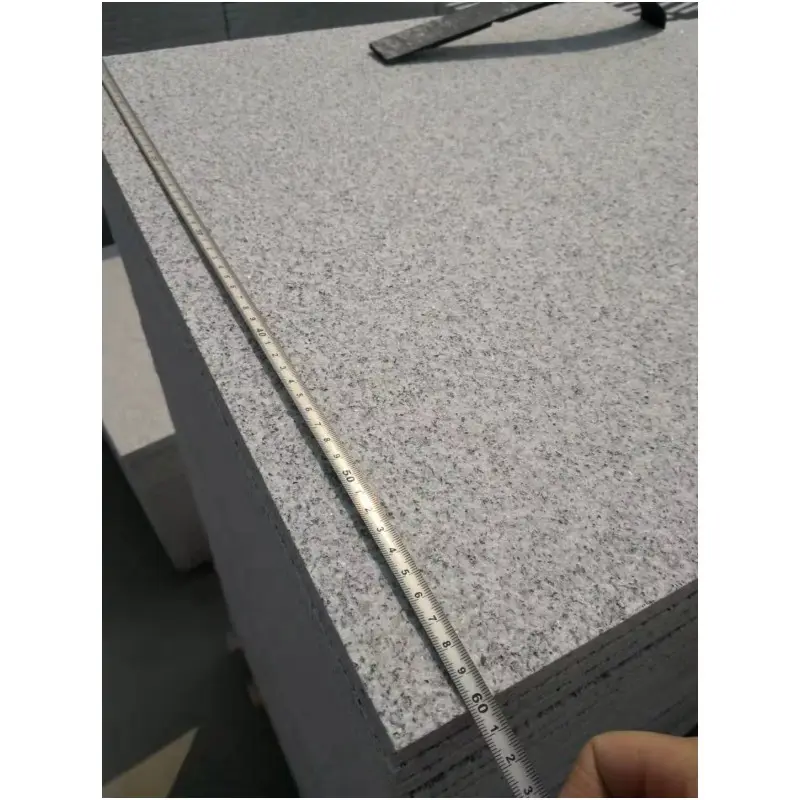 Çin doğal beyaz gri granit G603 kaldırım taşı kiremit
