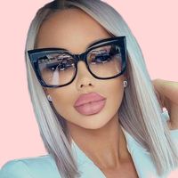 Lunettes de soleil œil de chat rétro à grande monture pour femmes, montures solides à bordure complète, protection UV, style défilé