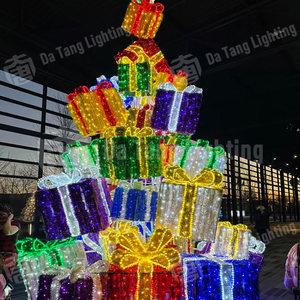 Vente en gros de boîtes-cadeaux LED avec motif d'arbre de Noël, éclairage de décoration de festival en plein air, exportateur de Chine - Product Image 2