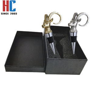 Bouchon de bouteille de vin en alliage de zinc plaqué or, motif animal, style ange, avec bec verseur, pour verre à vin, stock usine, 20 ans d'expérience - Product Image 2