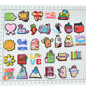 Breloques en caoutchouc souple PVC pour chaussures, motif dessin animé chrétien, accessoires religieux pour <span class=keywords><strong>sandales</strong></span>, breloques Jésus pour chaussures, vente en gros - Product Image 2