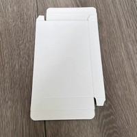 Quantité minimale de commande bas boîte de parfum logo personnalisé moins cher 3C accessoires électroniques boîte blanche pour bracelet