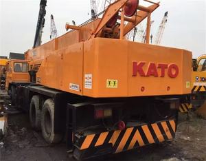 Grúa Móvil Usada Kato Tadano NK300E, Motor Japonés, Capacidad de Carga de 25/30/50/80/100 Toneladas, Altura de Elevación de 30M, 2001-4000 Horas de Uso - Product Image 1