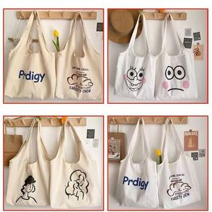 Compra al por Mayor de Bolsas de Lona de Color Puro con Logotipo Personalizado, de Gran Capacidad, para Estudiantes, para Llevar al Hombro - Product Image 2