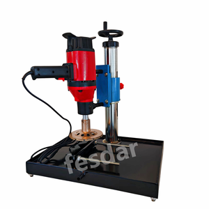Machine de broyage de béton cylindrique pour échantillons solides / spécimens de béton à usage en laboratoire - Product Image 1