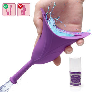 Diskon besar corong kencing silikon berdiri alat buang air kecil berkemah portabel sudut wanita luar ruangan urinal wanita - Product Image 2