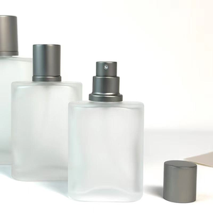 Botella de Vidrio Cuadrada de Lujo para Perfume Personalizado de 30 ml y 50 ml, Acabado Mate, Gotero, Sellado Hermético, Impresión Serigráfica - Product Image 6