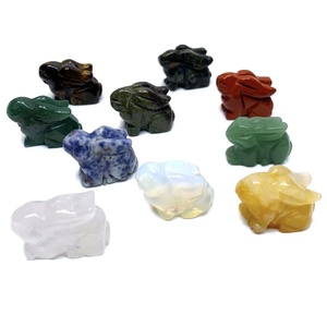 Lapin en cristal, pierre naturelle, Agate Opalite verte, Aventurine lapin, Animal, sculpture, cristal lapin - Product Image 1