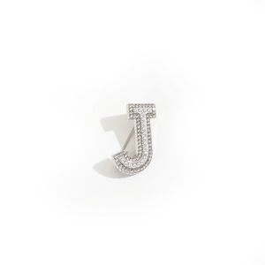 Broche de Liga de Alta Qualidade com 26 Letras do Alfabeto Inglês, Broche de Moda com Strass, Corsage de Luxo para Festas, Decoração Extravagante - Product Image 4