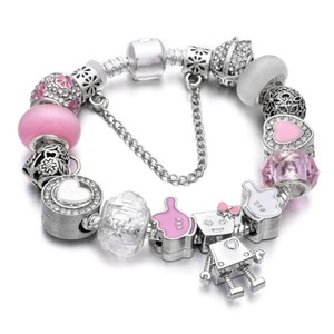 Kit de fabrication de <span class=keywords><strong>bracelet</strong></span> à breloques DIY de dessin animé Breloques de robot Khali Bracelets à breloques - Product Image 1