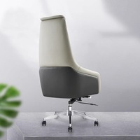 Silla de oficina reclinable giratoria de cuero de alta gama, silla de escritorio moderna de lujo ligero, silla de estilo italiano