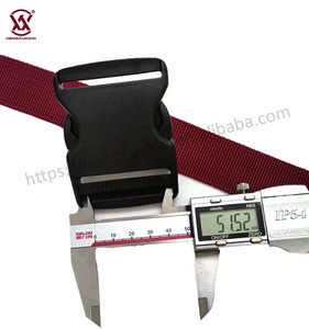 Campione gratuito con logo personalizzato in plastica a sgancio rapido della cintura parti con fibbia in plastica da 51mm - Product Image 1