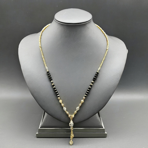 Mangalsutra Tradicional Indio de Oro 22k con Cadena de Cuentas Negras, Colgante Minimalista de Perlas y Circonitas, Joyería de Uso Diario para Mujer - Product Image 3