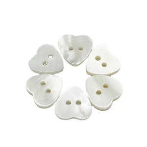 Botones de Concha Natural Pulidos con Forma de Corazón y Decoración de Cuentas, 2 Agujeros, Accesorios de Costura para Camisetas y Pantalones Cortos - Product Image 4